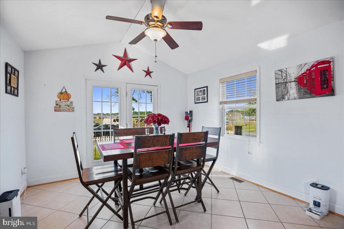 8255 Longpoint Road photo 32