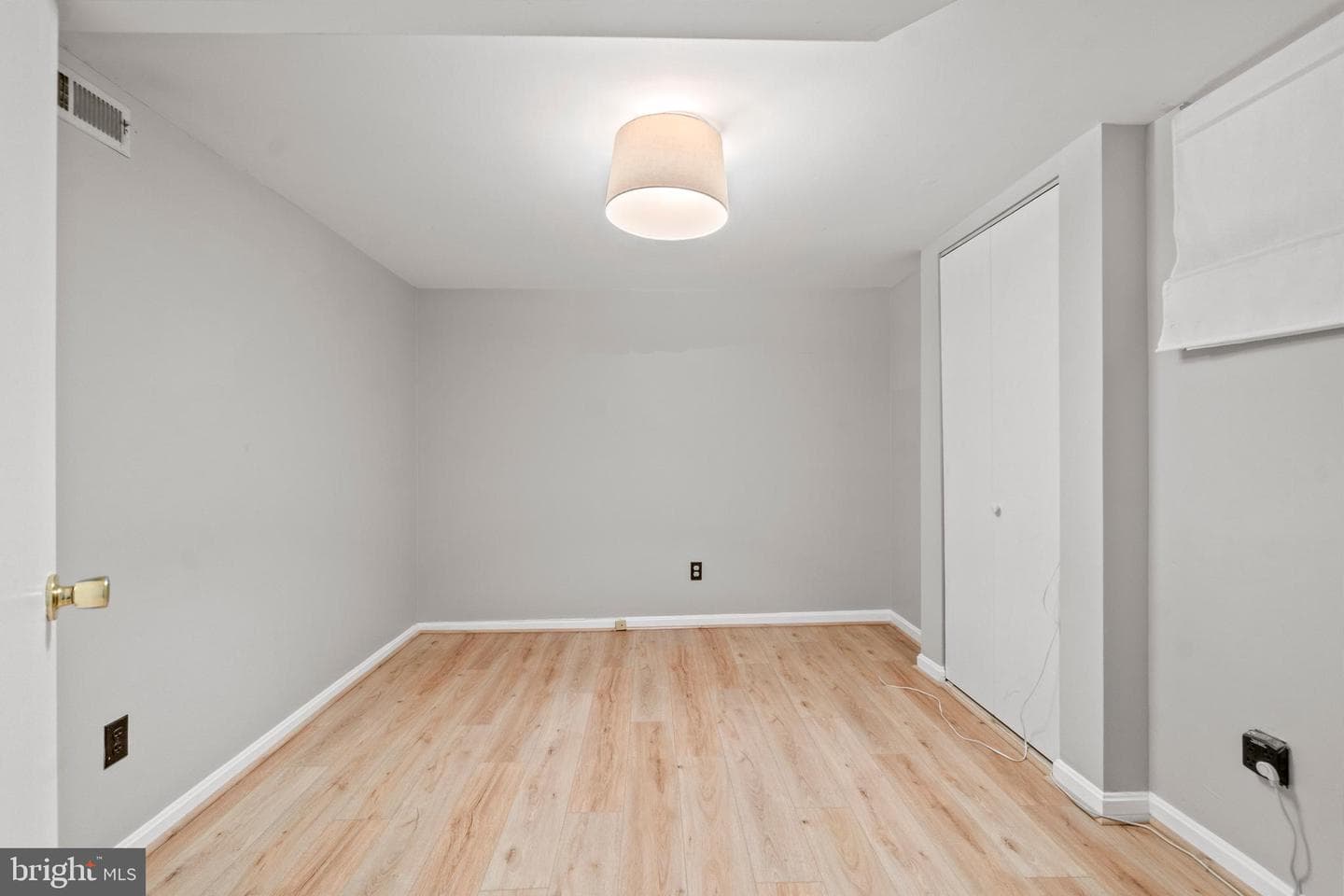 159 Regester Avenue photo 31