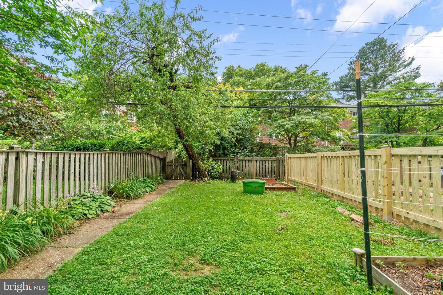 159 Regester Avenue photo 38