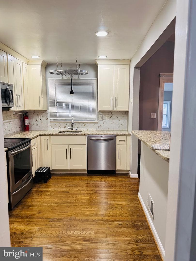 1209 Idylwood Road photo 9