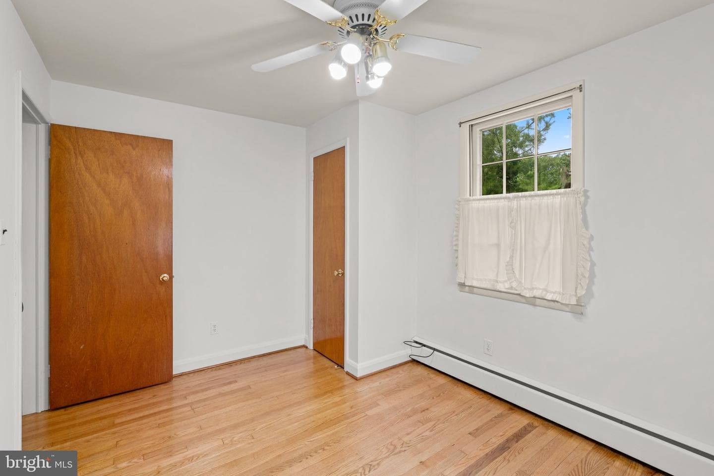 825 Fairway Avenue photo 18