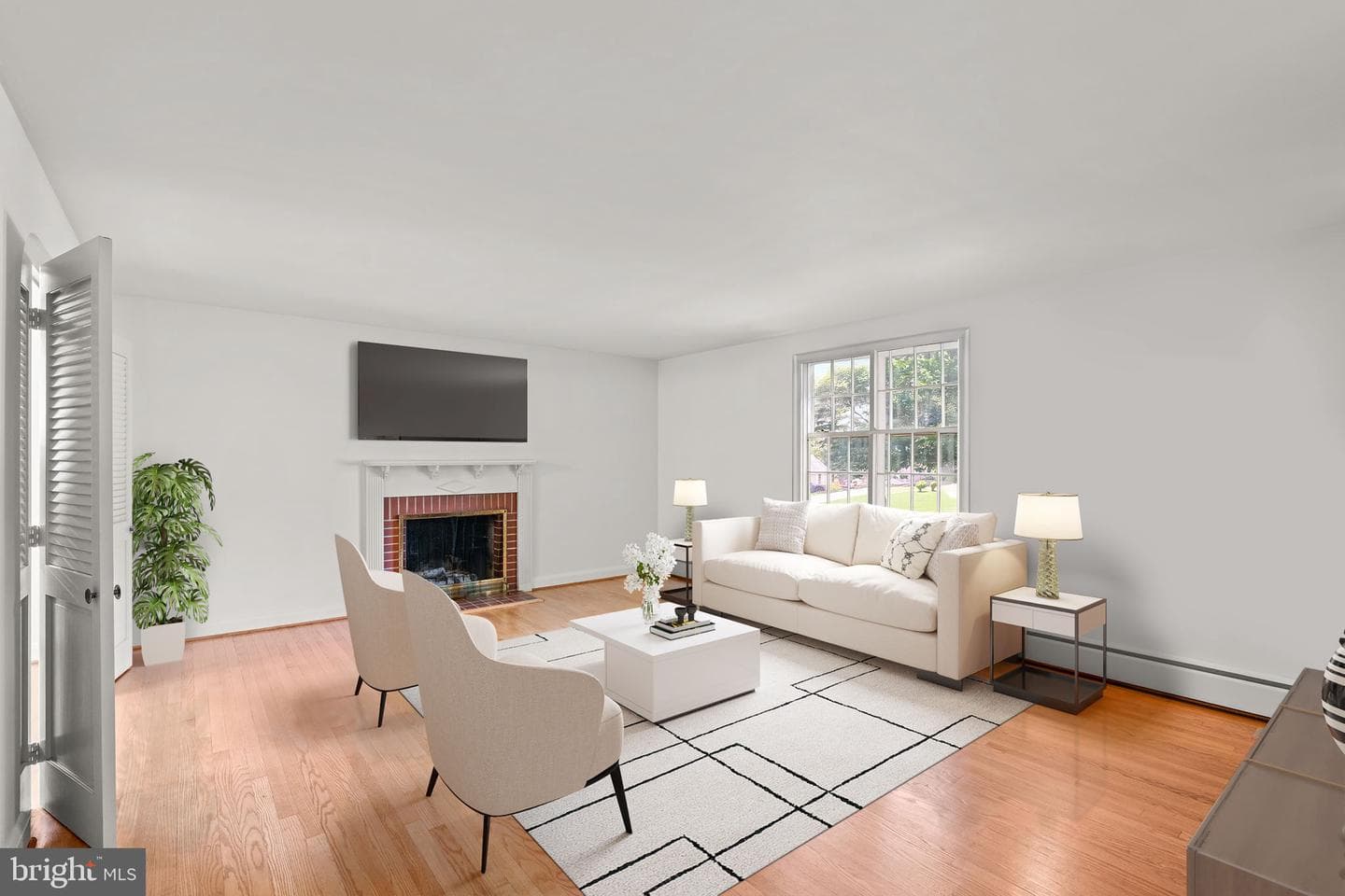 825 Fairway Avenue photo 4