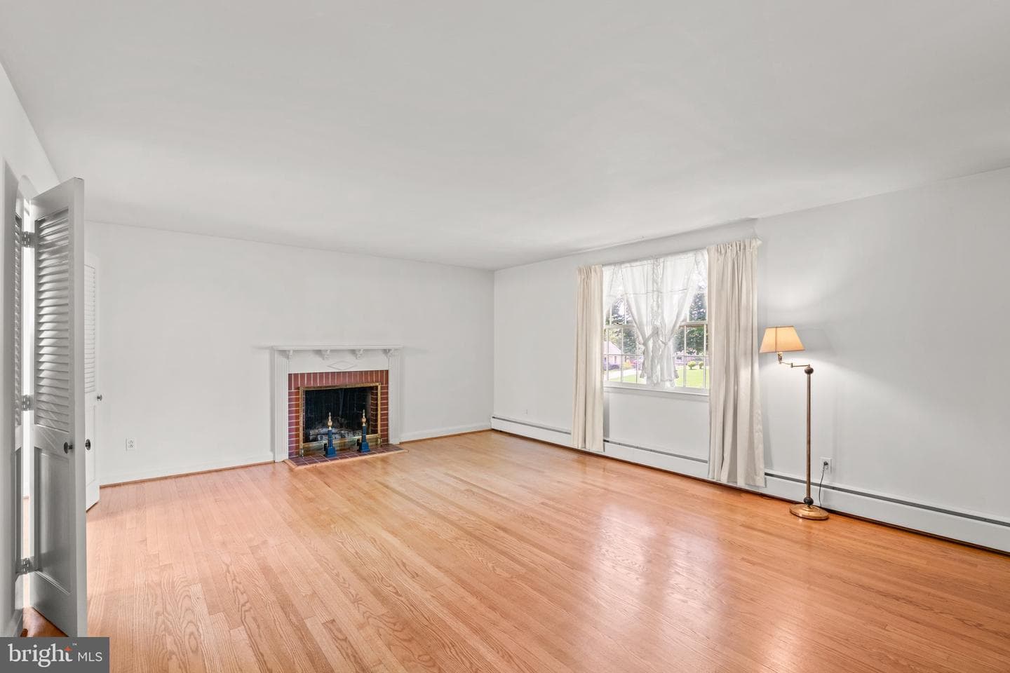 825 Fairway Avenue photo 5