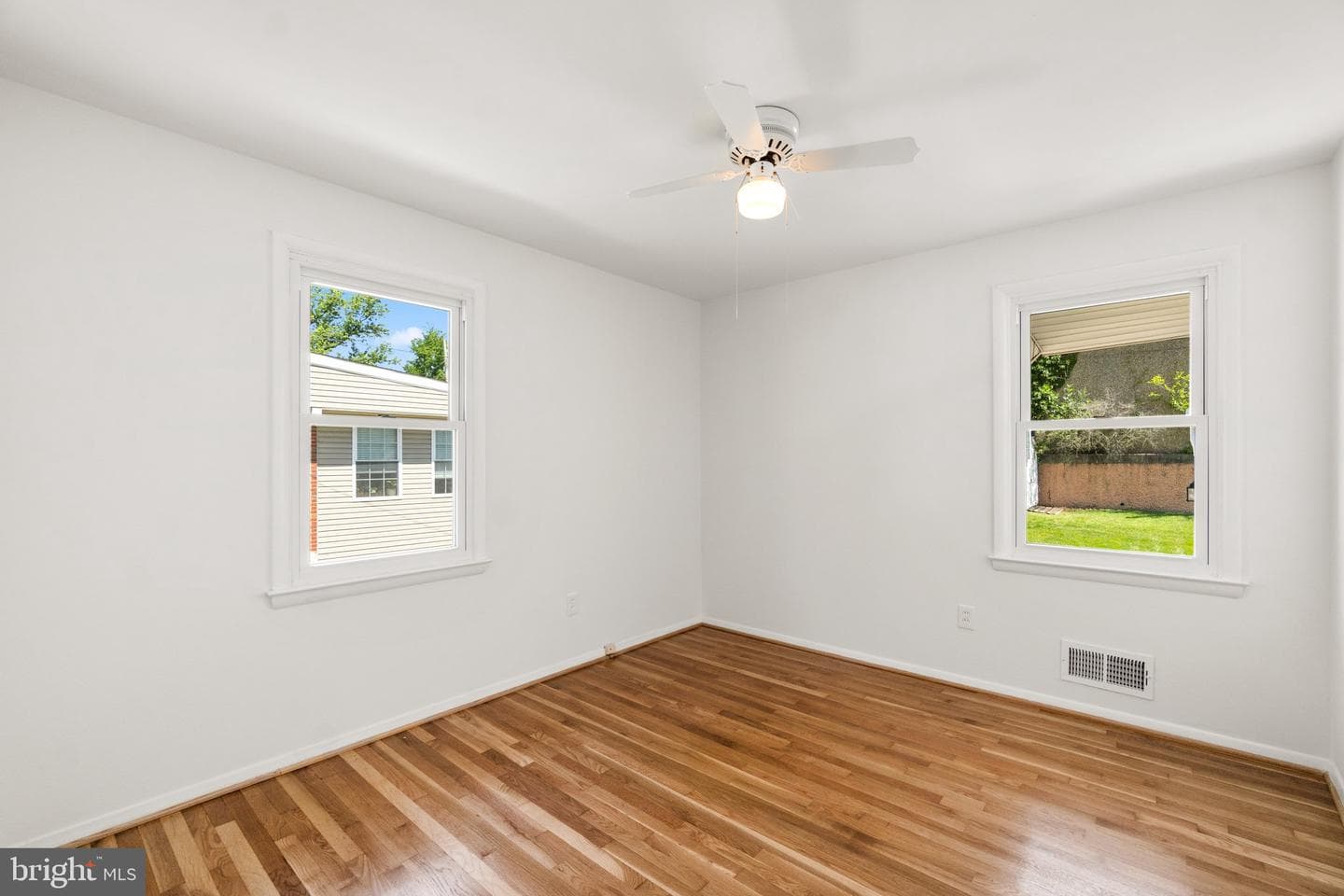 1028 Marleigh Circle photo 17