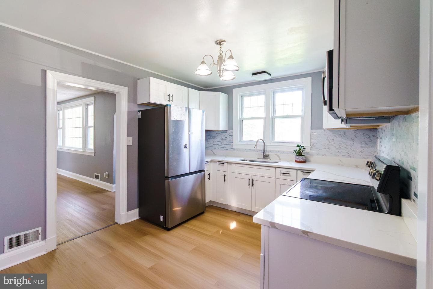 6 Carroll Road photo 12