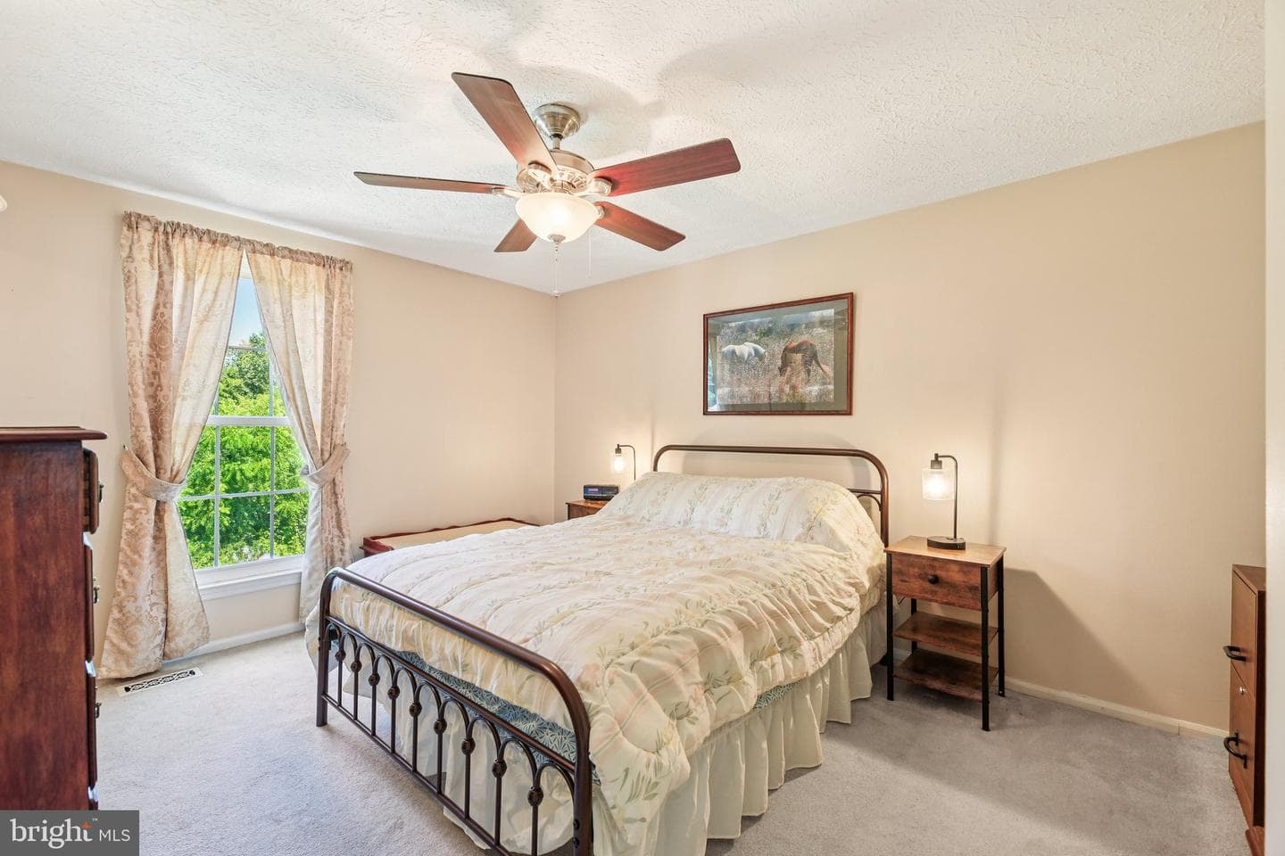 8 Yew Court photo 10