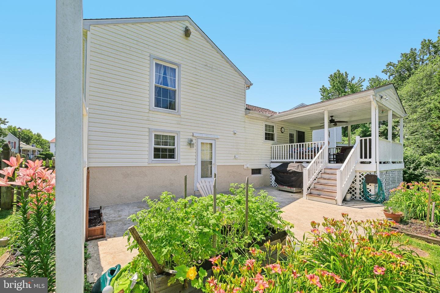 8 Yew Court photo 19