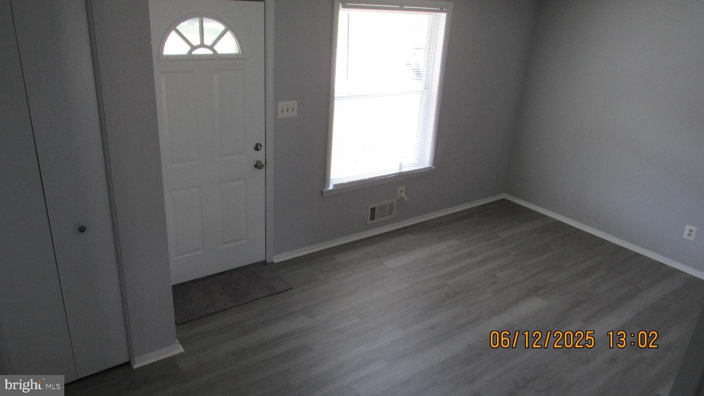 1012 Middleborough Road photo 4