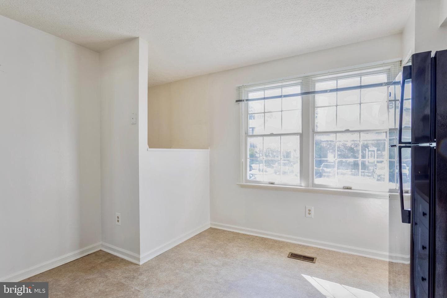 8 Tatler Place photo 20