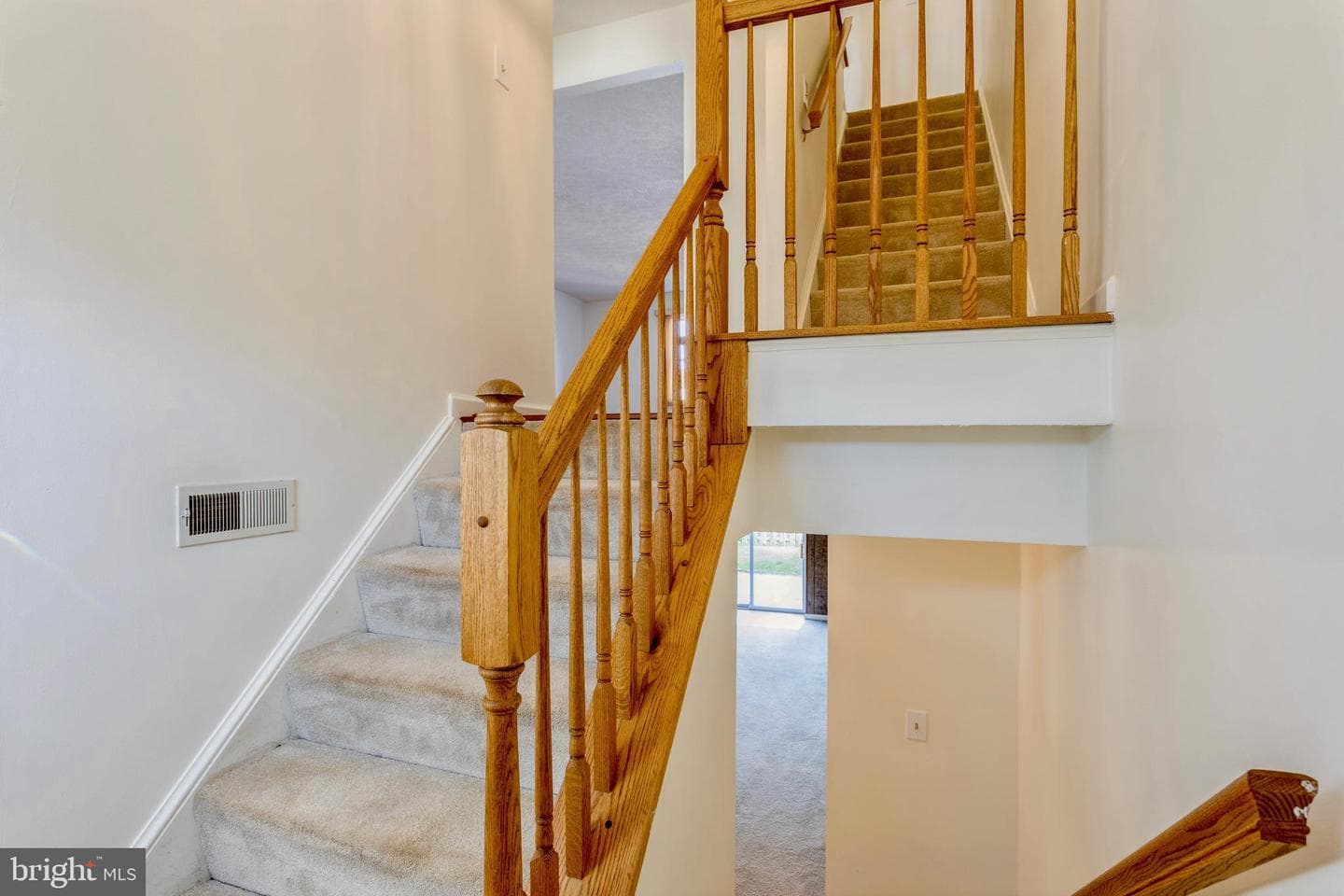 8 Tatler Place photo 21