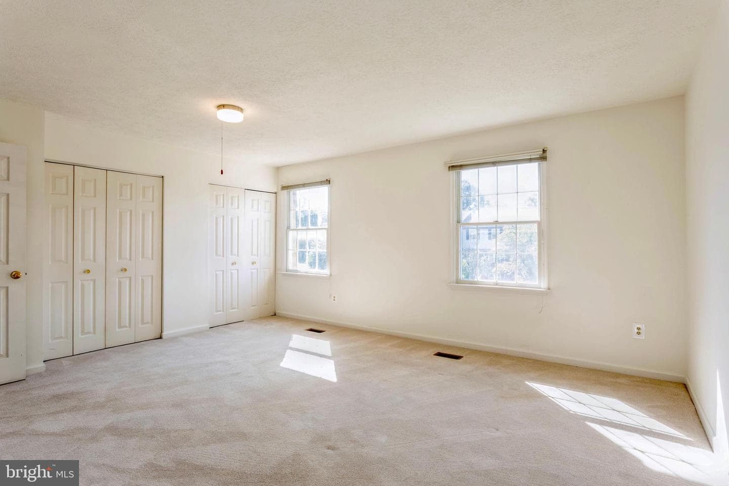 8 Tatler Place photo 25