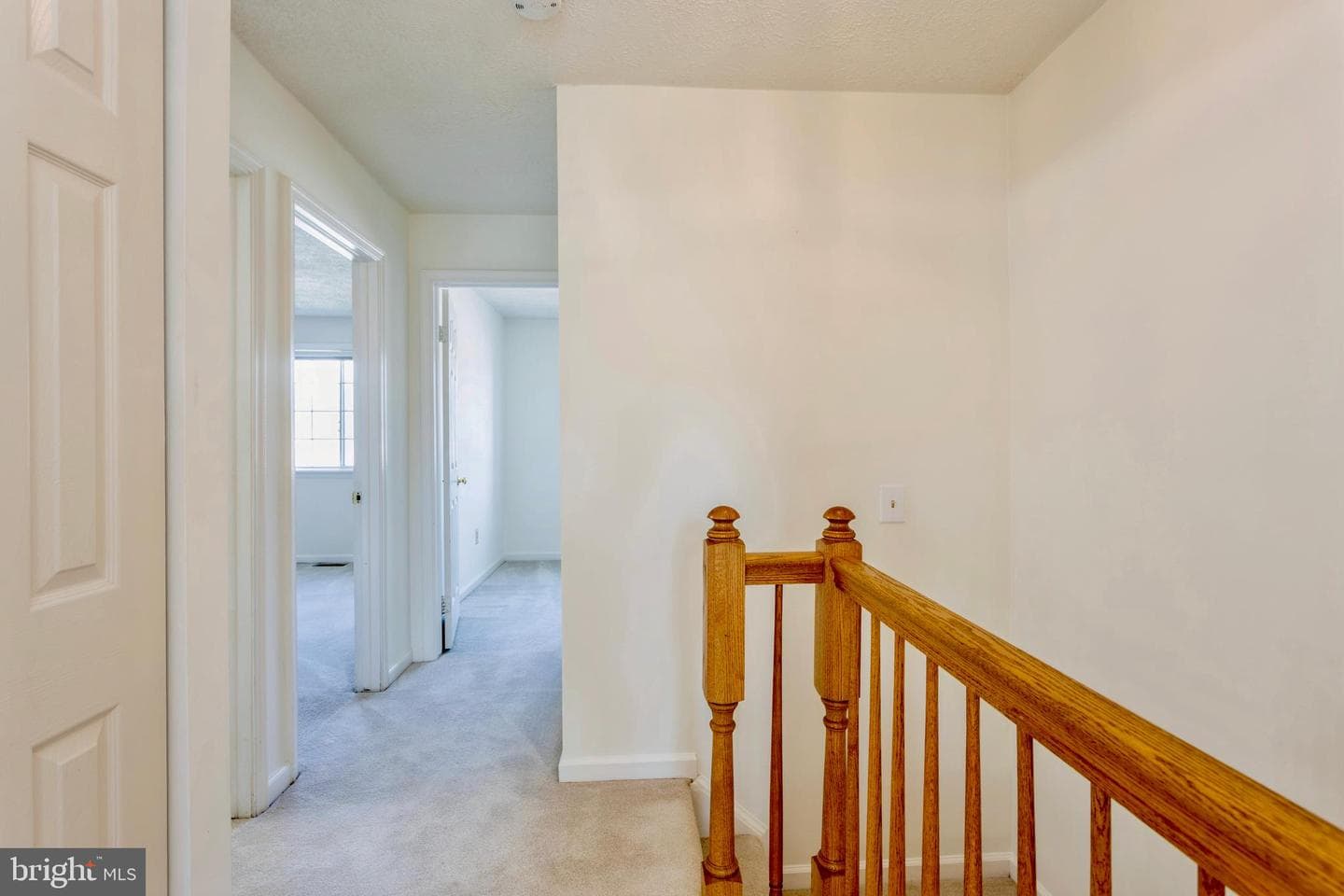 8 Tatler Place photo 37