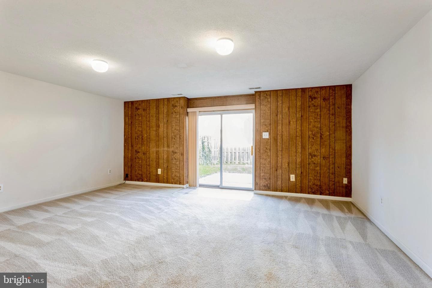 8 Tatler Place photo 40