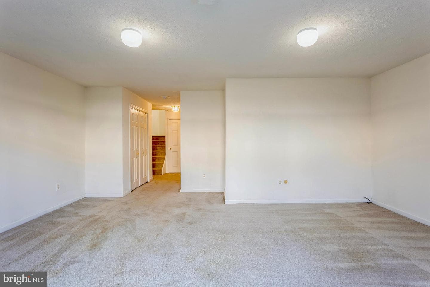 8 Tatler Place photo 44