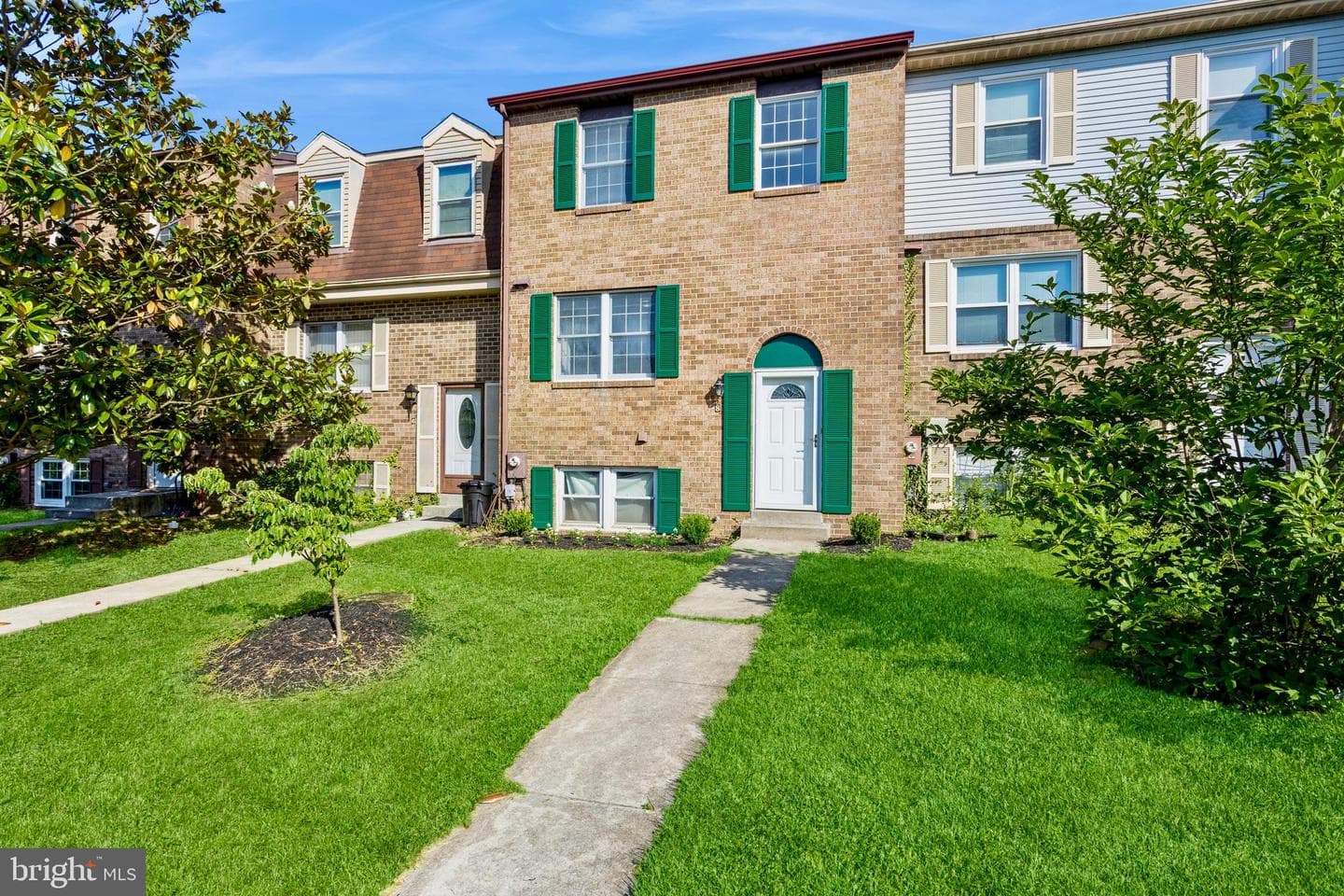 8 Tatler Place photo 55