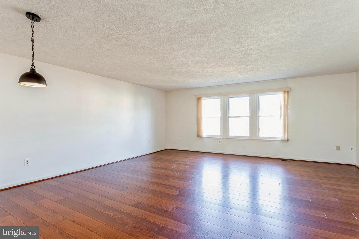 8 Tatler Place photo 8