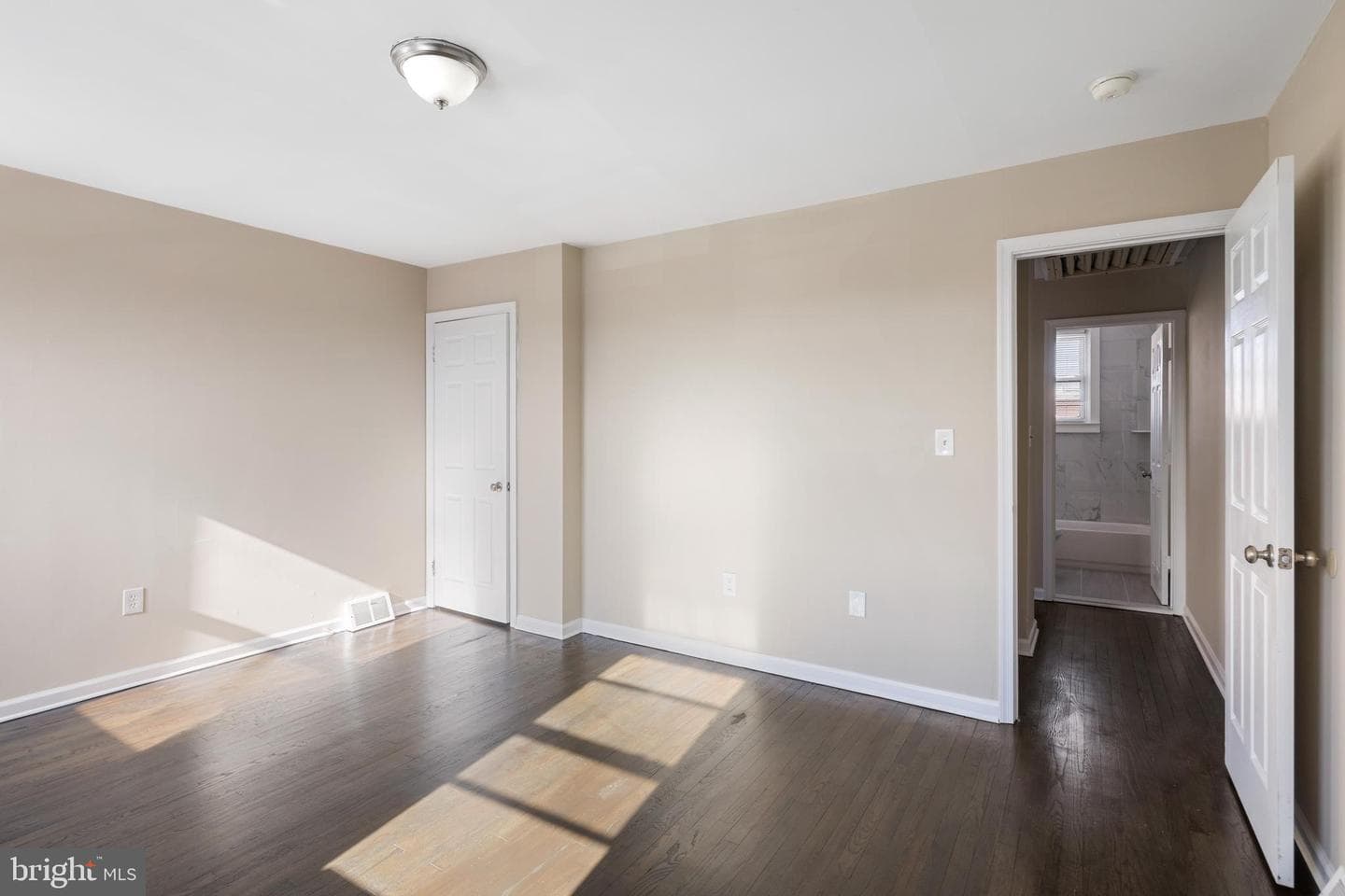 8004 Gray Haven Road photo 19
