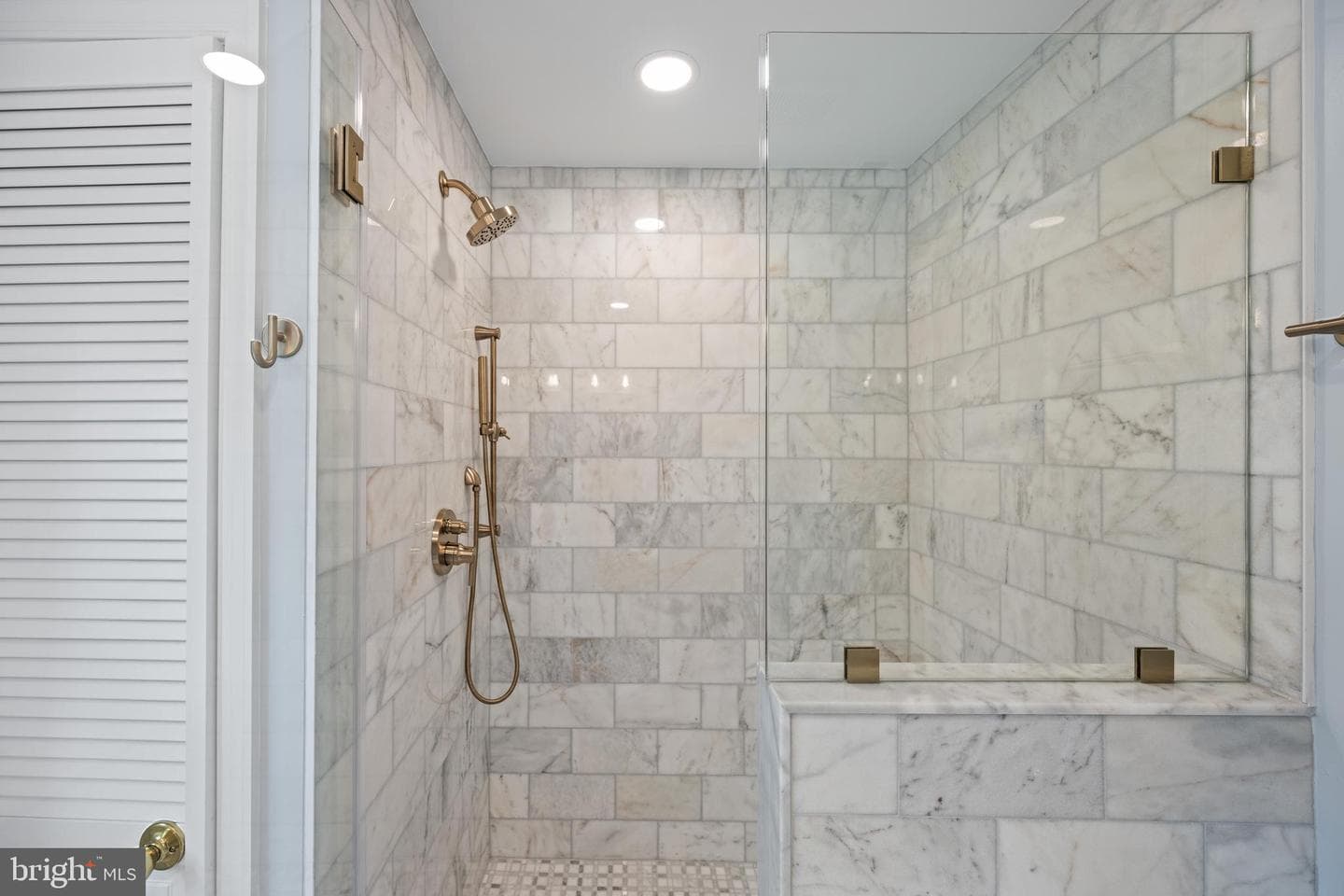 7819 Overbrook photo 44