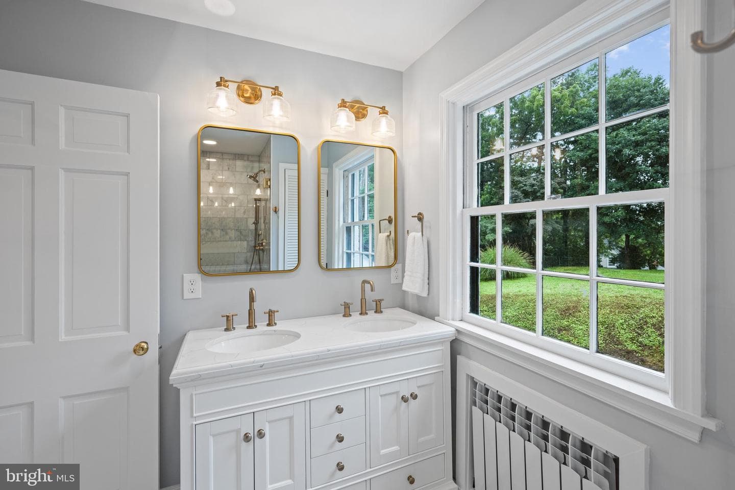 7819 Overbrook photo 45