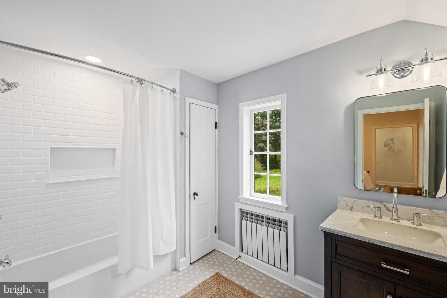 7819 Overbrook photo 50