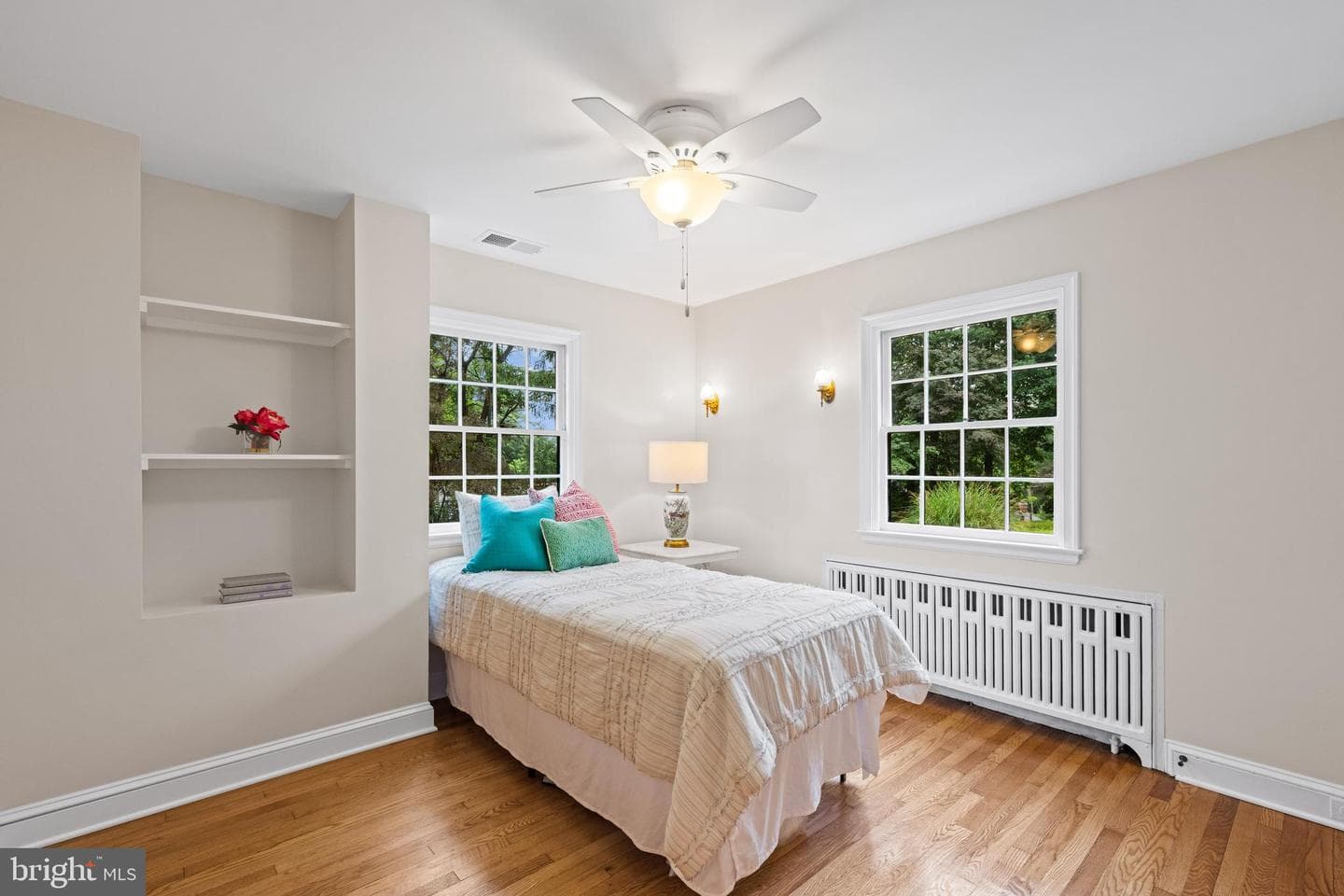 7819 Overbrook photo 53