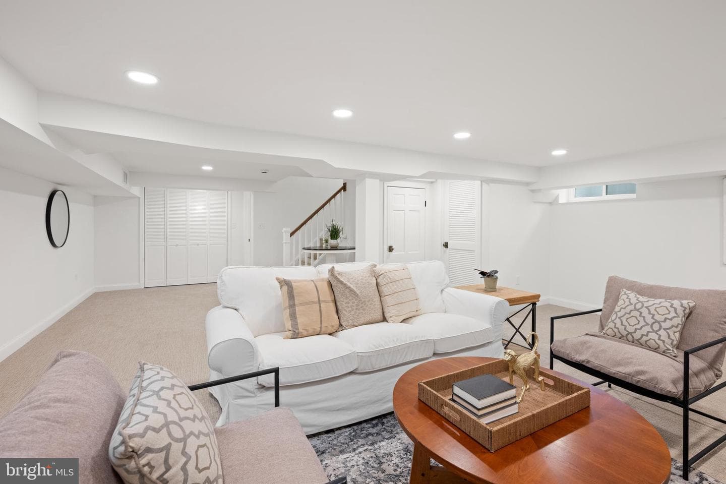 7819 Overbrook photo 65