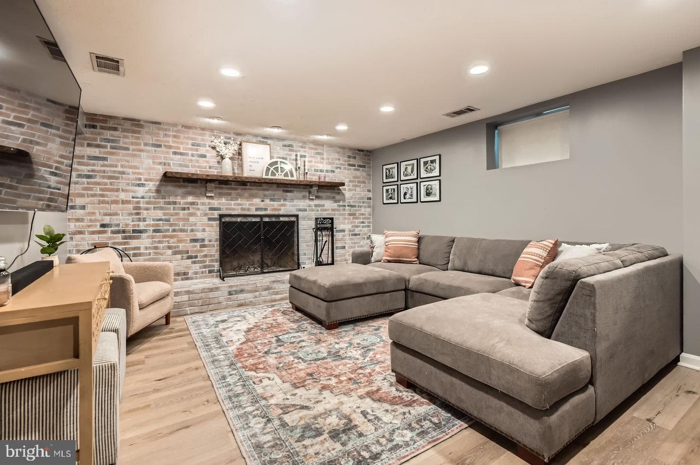 11 White Spruce photo 21