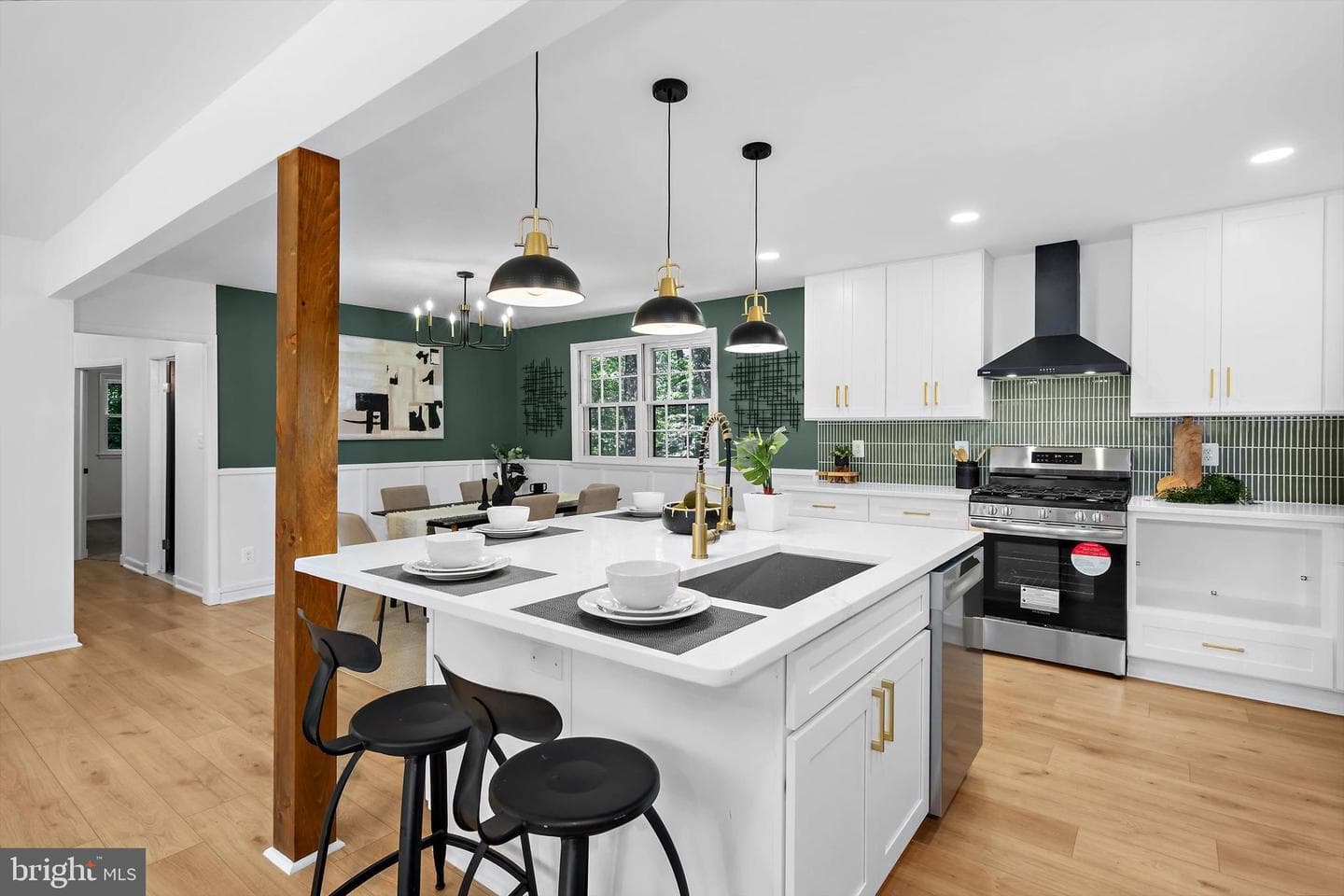 1013 Roxleigh Road photo 10