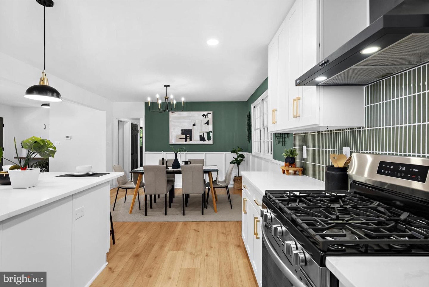1013 Roxleigh Road photo 11
