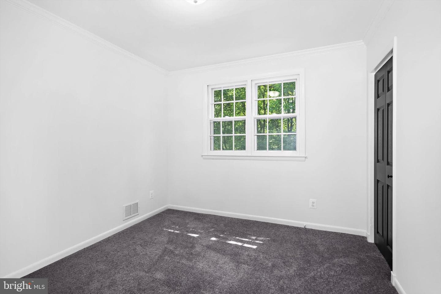 1013 Roxleigh Road photo 25