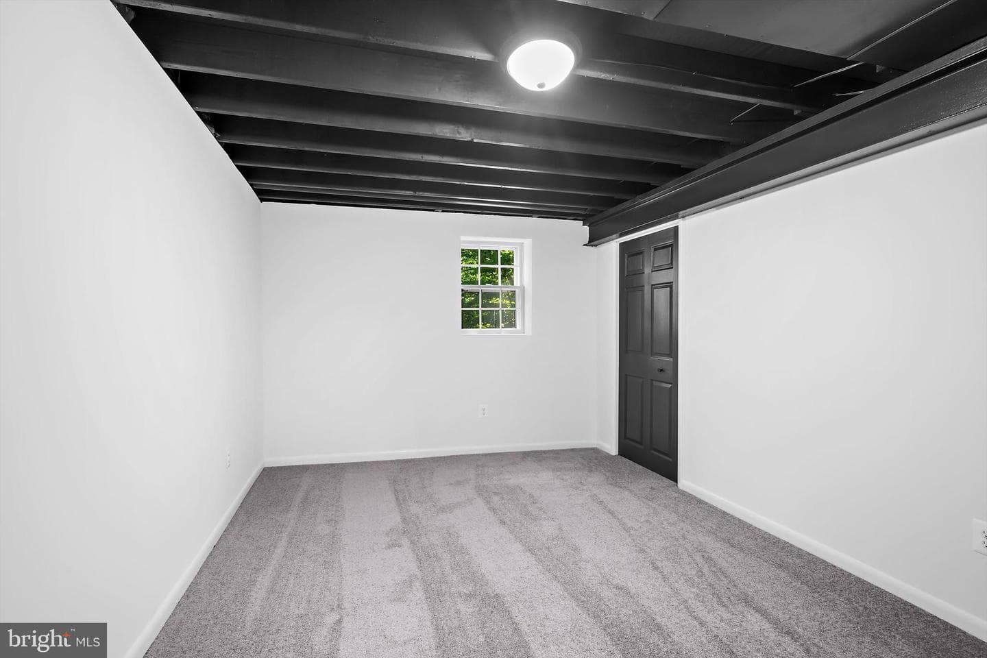 1013 Roxleigh Road photo 32