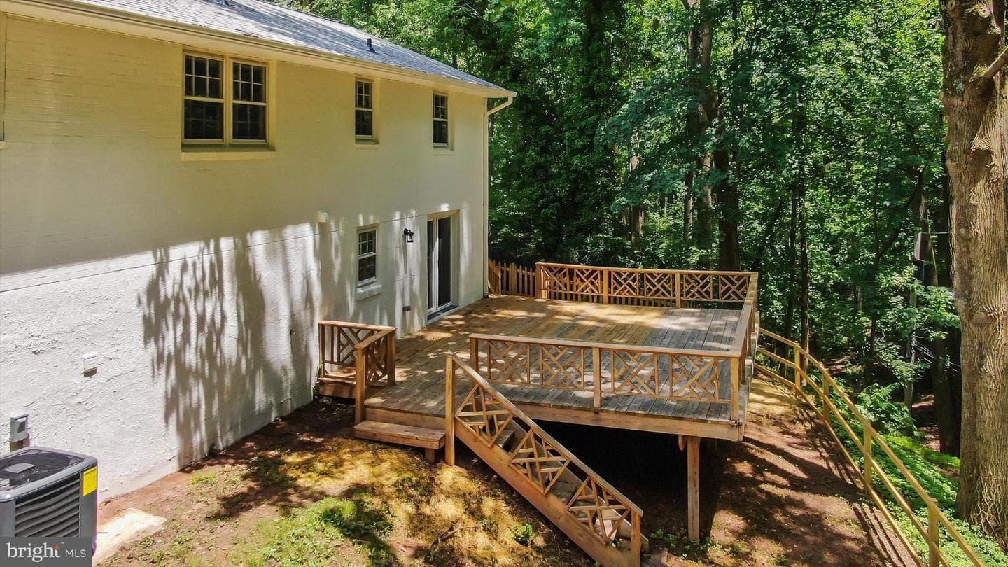 1013 Roxleigh Road photo 41
