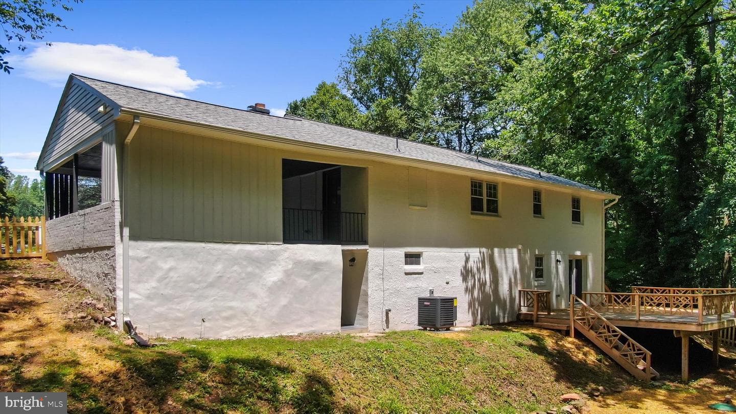 1013 Roxleigh Road photo 42