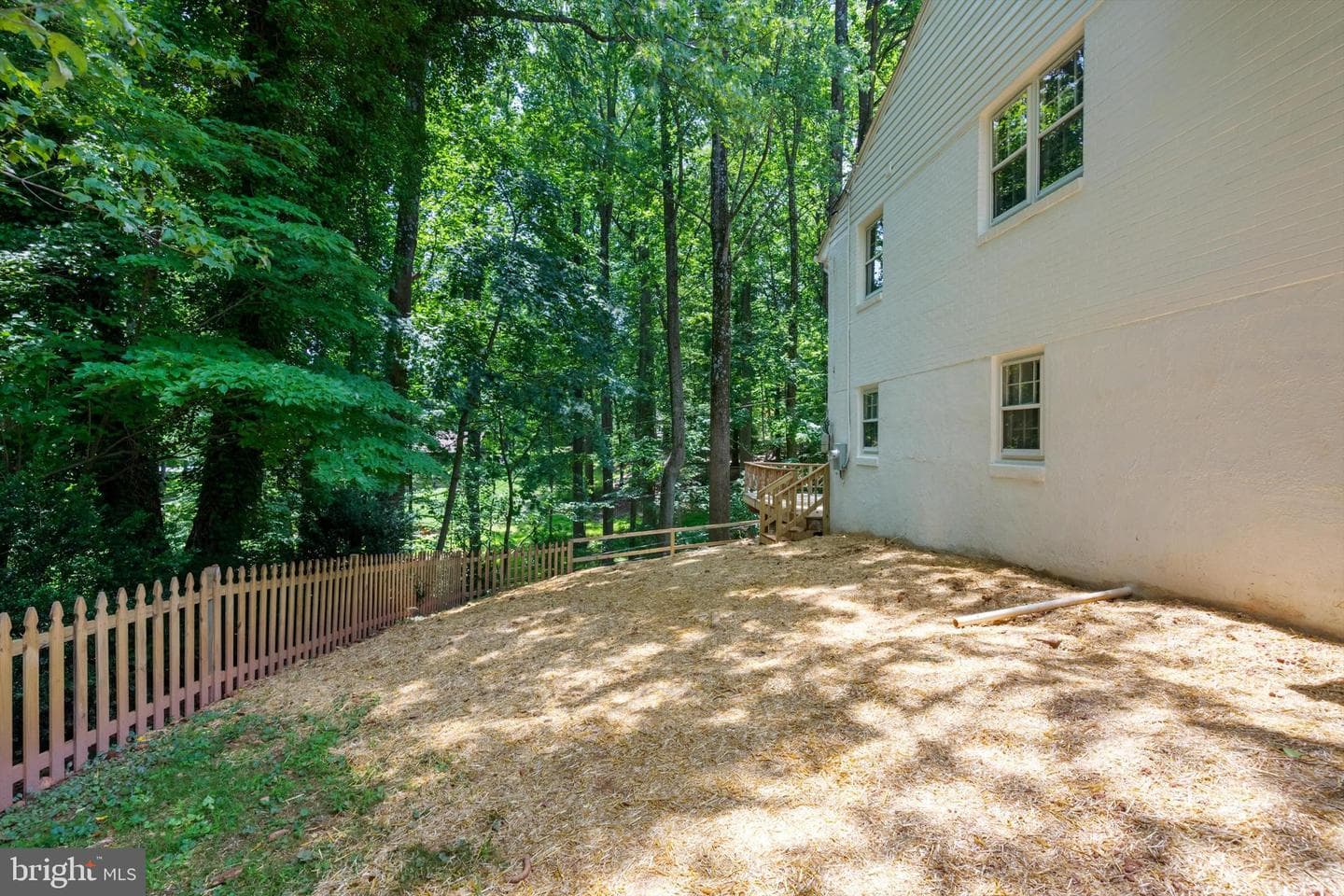 1013 Roxleigh Road photo 44