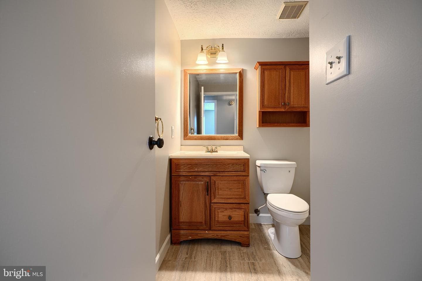 16 Ayr Court photo 16