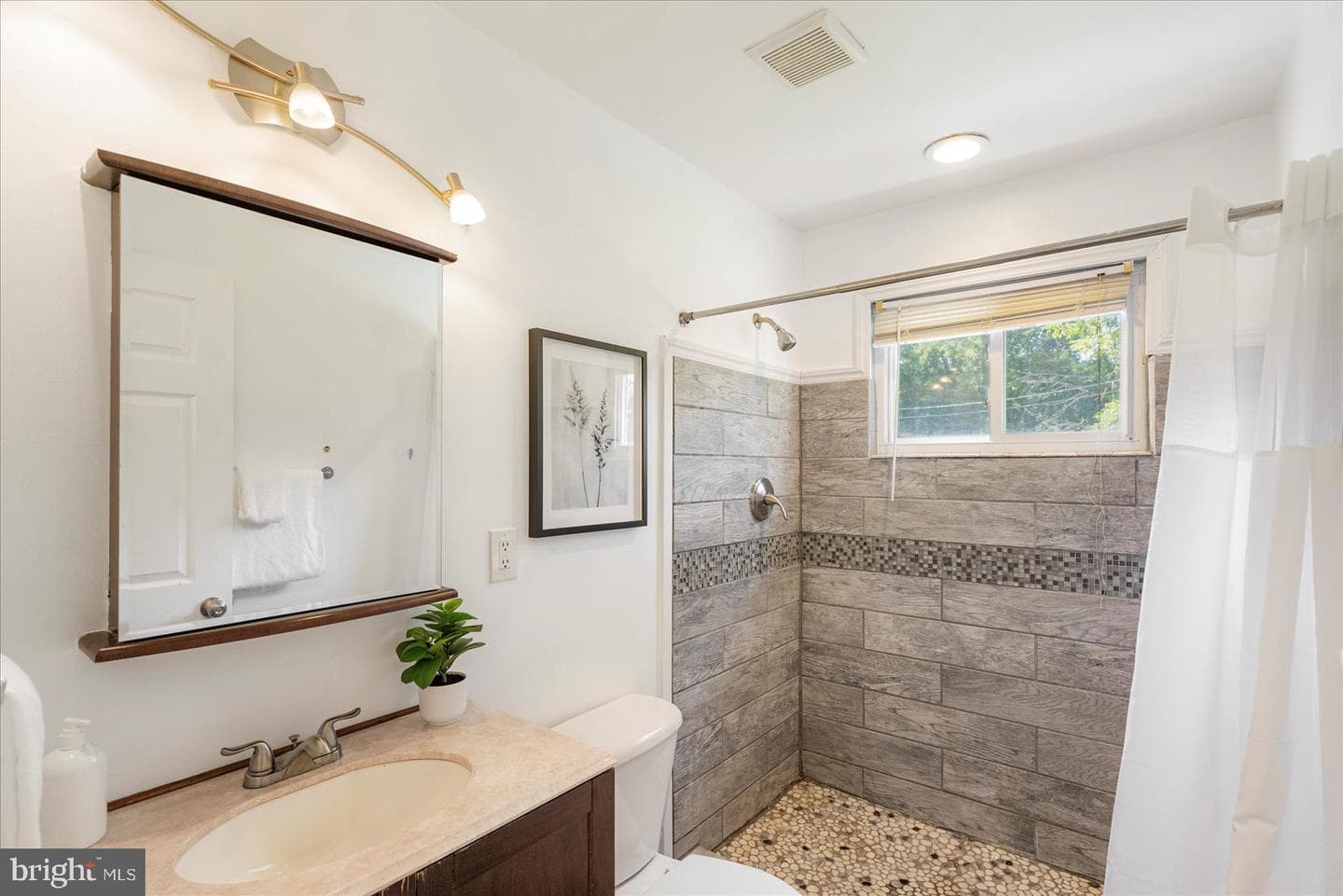 1306 Sudvale Road photo 34