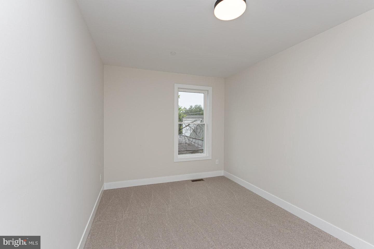 512 Marshall Avenue photo 30