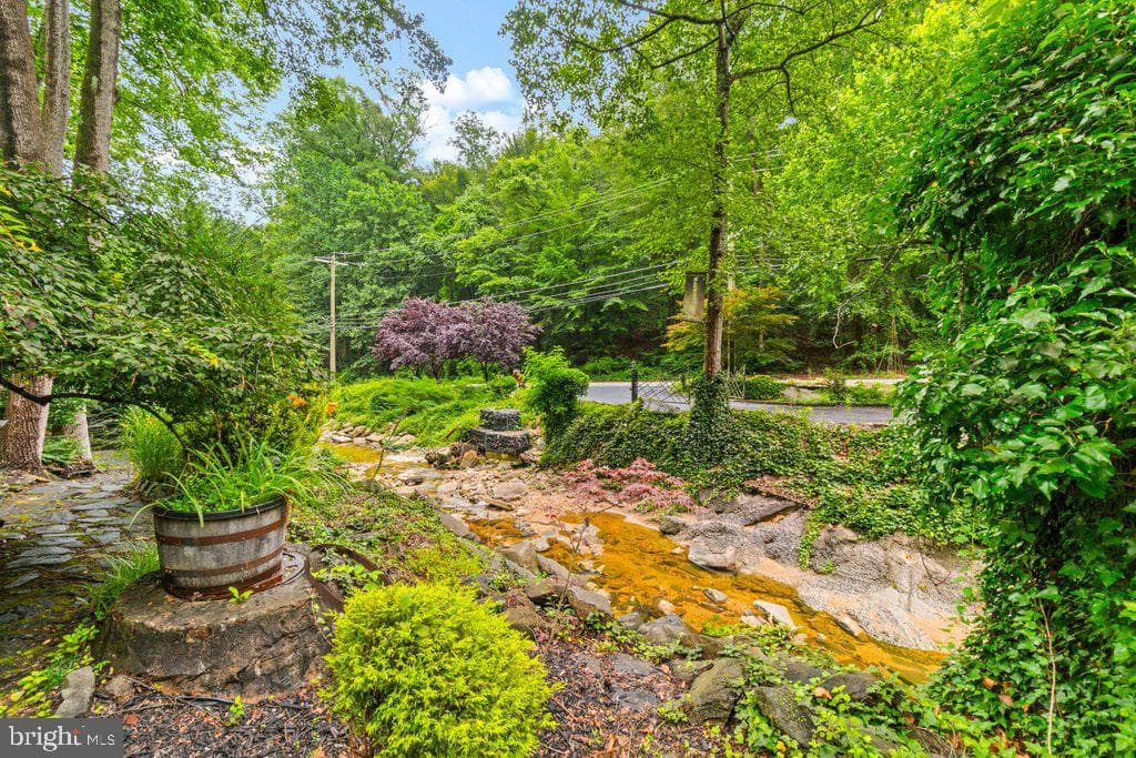 2407 Cub Hill photo 48