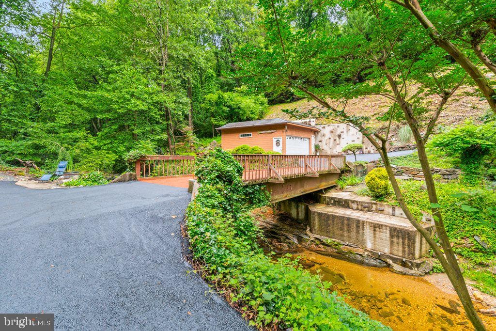2407 Cub Hill photo 7