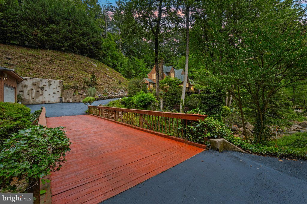 2407 Cub Hill photo 77