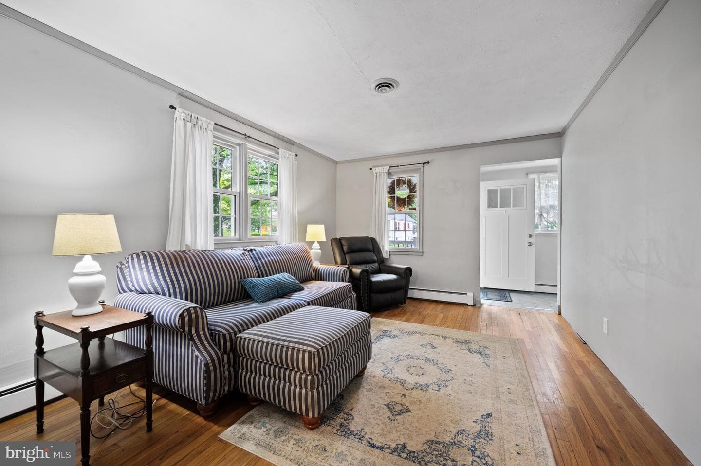 2614 Canterbury Road photo 4