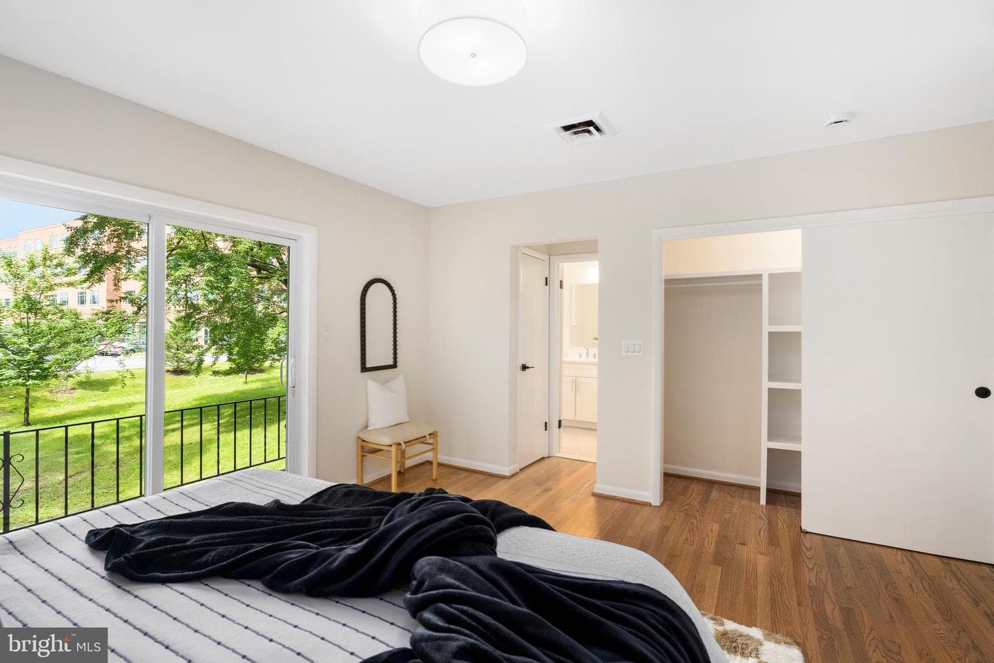 5245 King Avenue photo 28