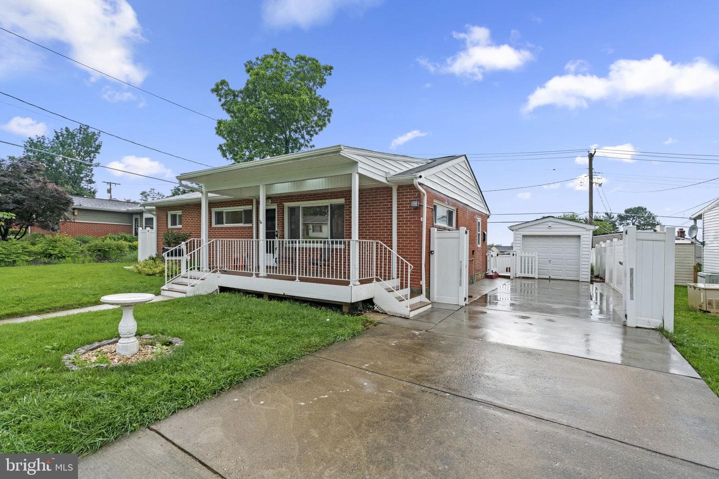 1020 Collwood Road photo 2