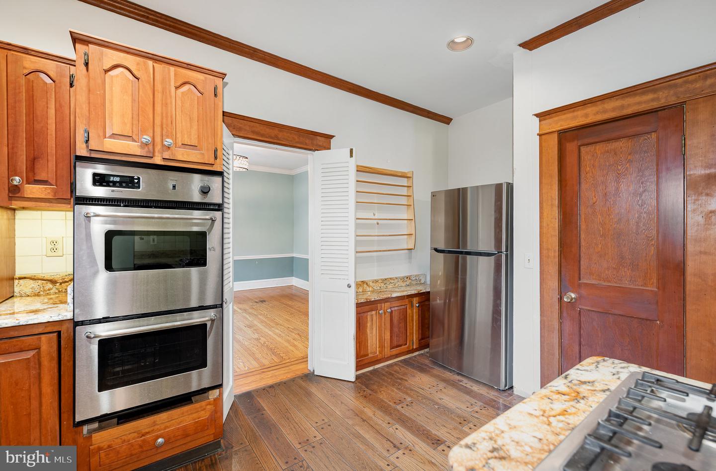 112 Edgewood Road photo 13