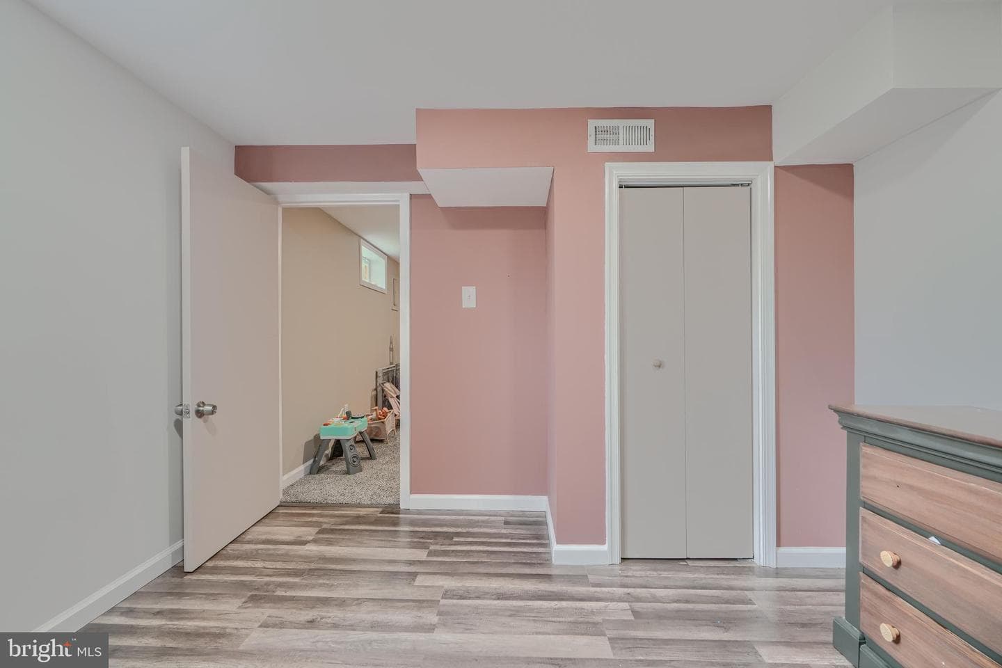 46 Avalon Avenue photo 29