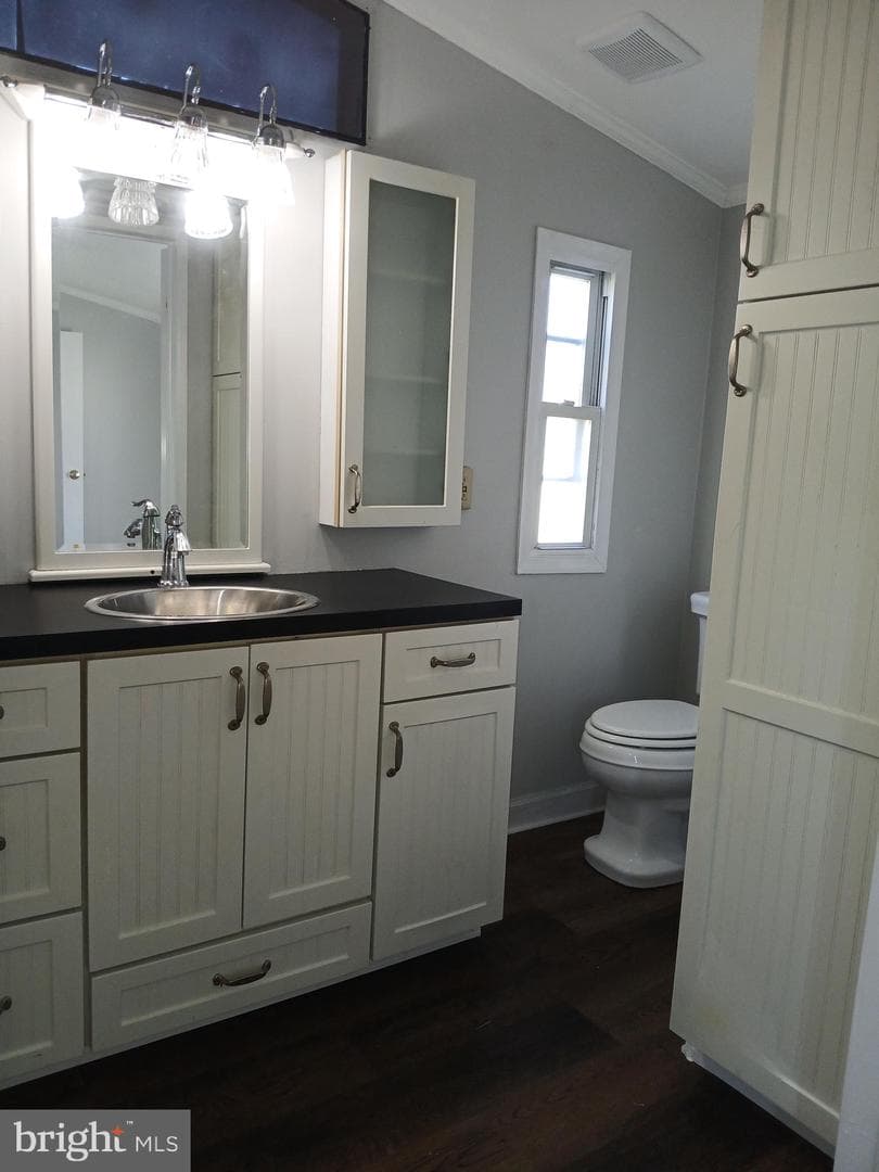114 Roundup Road photo 3