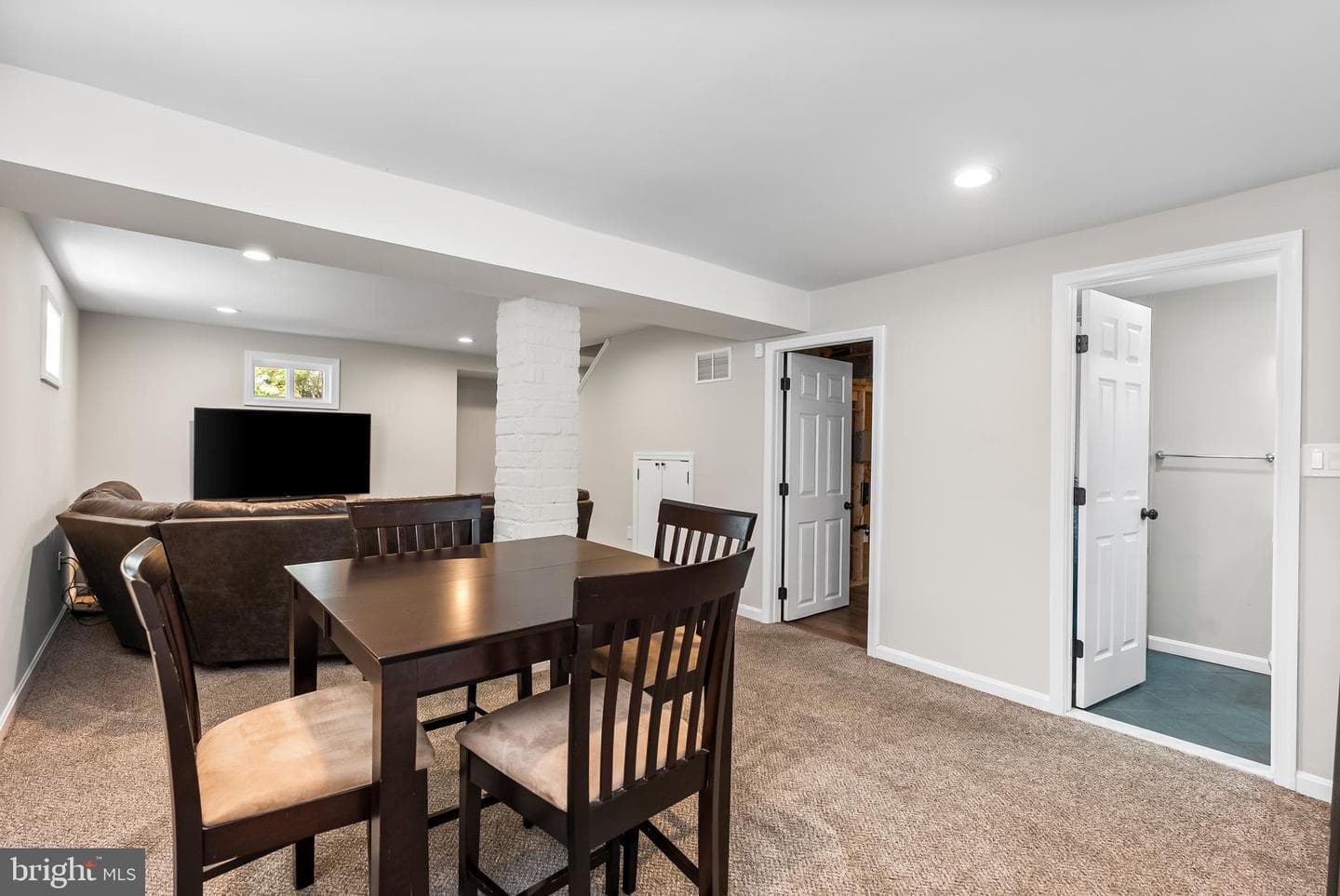 5509 Ashbourne Road photo 32
