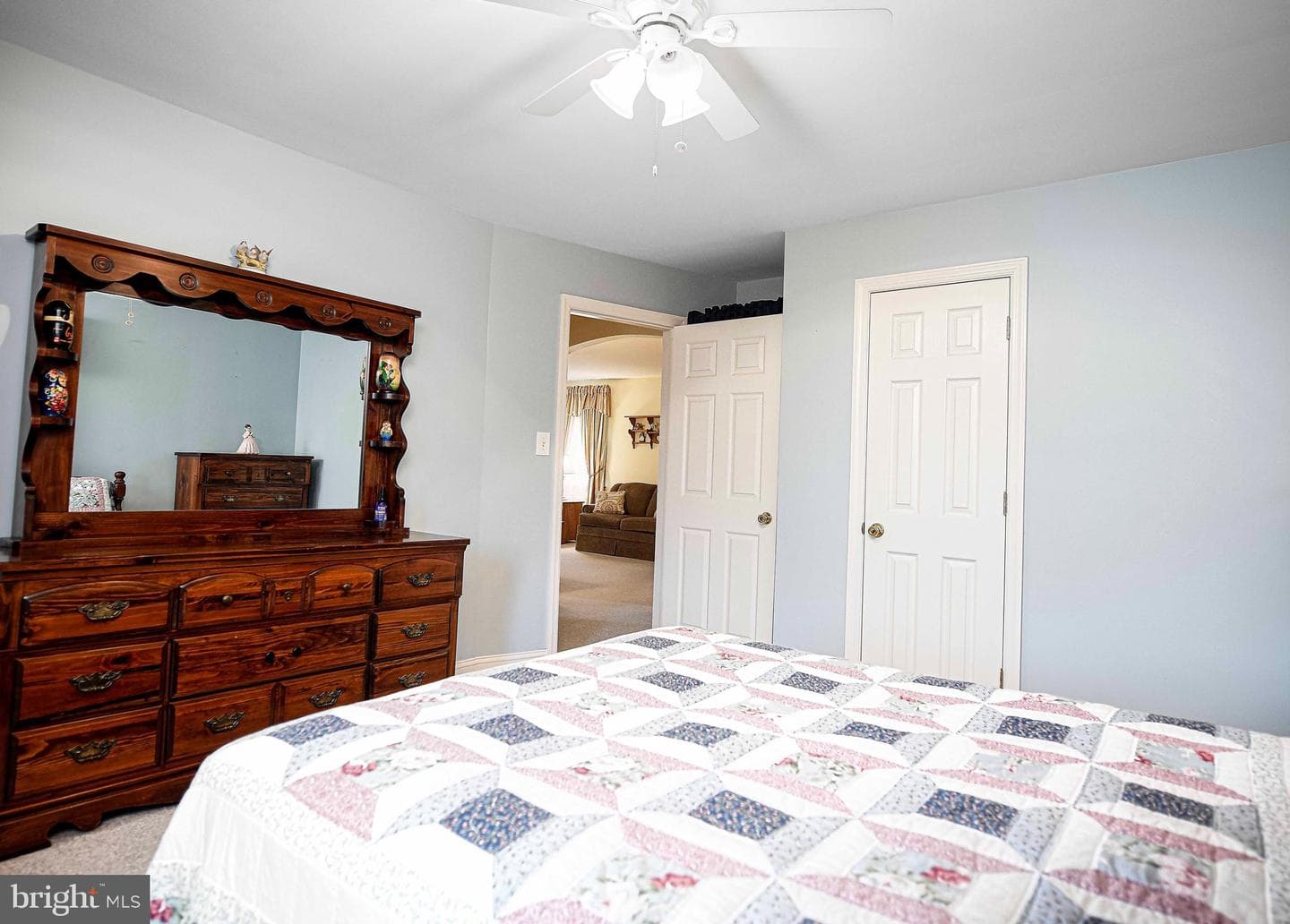 401 Riverside Road photo 29