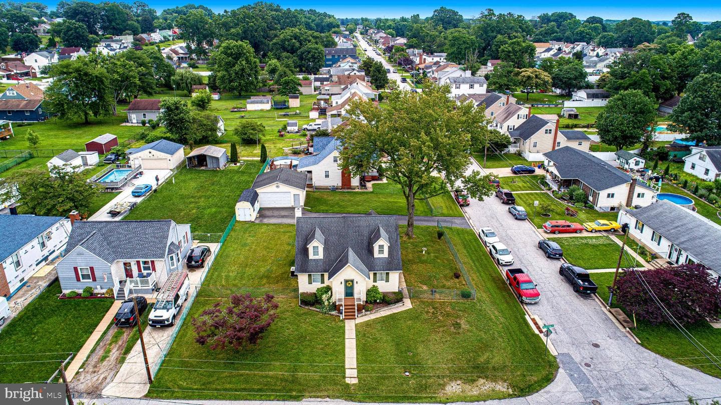 401 Riverside Road photo 4