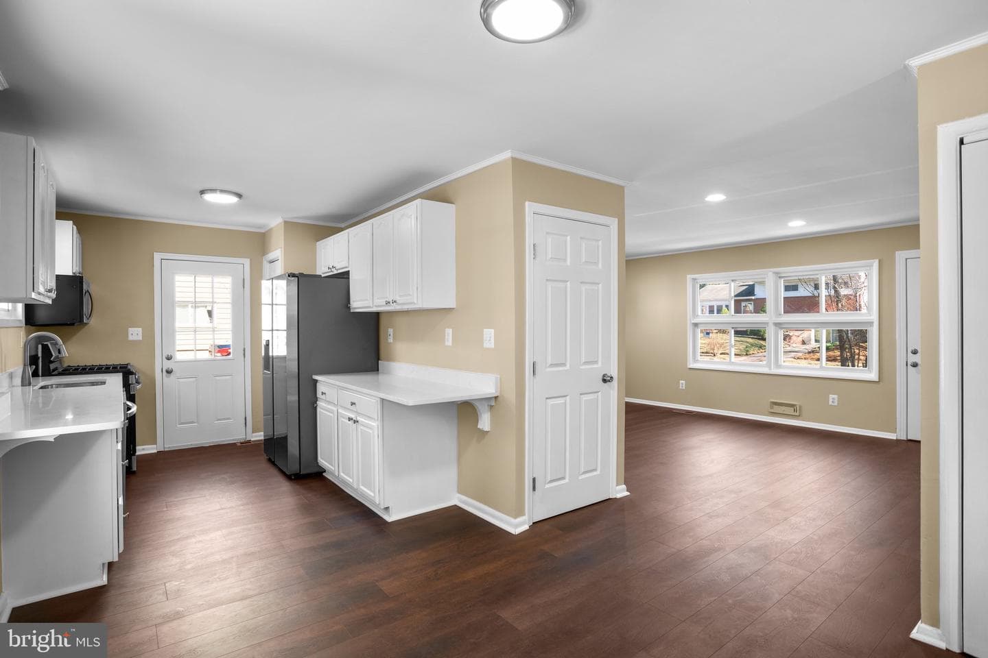 1030 Collwood Road photo 11